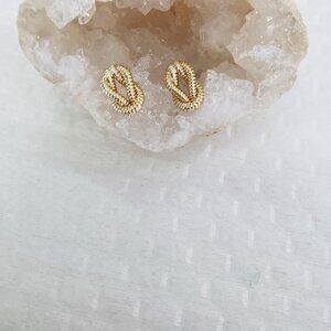 New Gold Kendra Scott Annie Stud Earrings